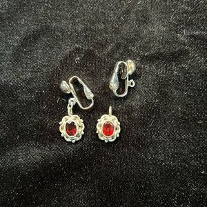 Silver and garnet clamp earrings